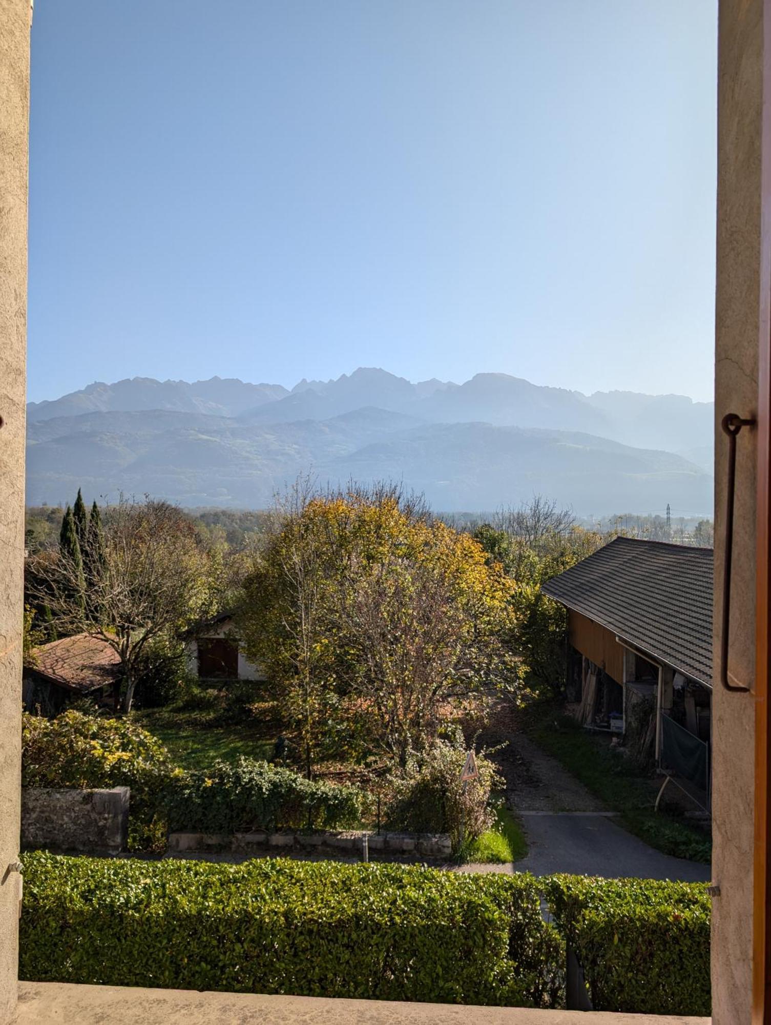 Appart 65M2 Avec 2 Chambres Dans Ferme Renovee - Parking Gratuit - Grande Vue Montagnes Montbonnot-Saint-Martin Buitenkant foto